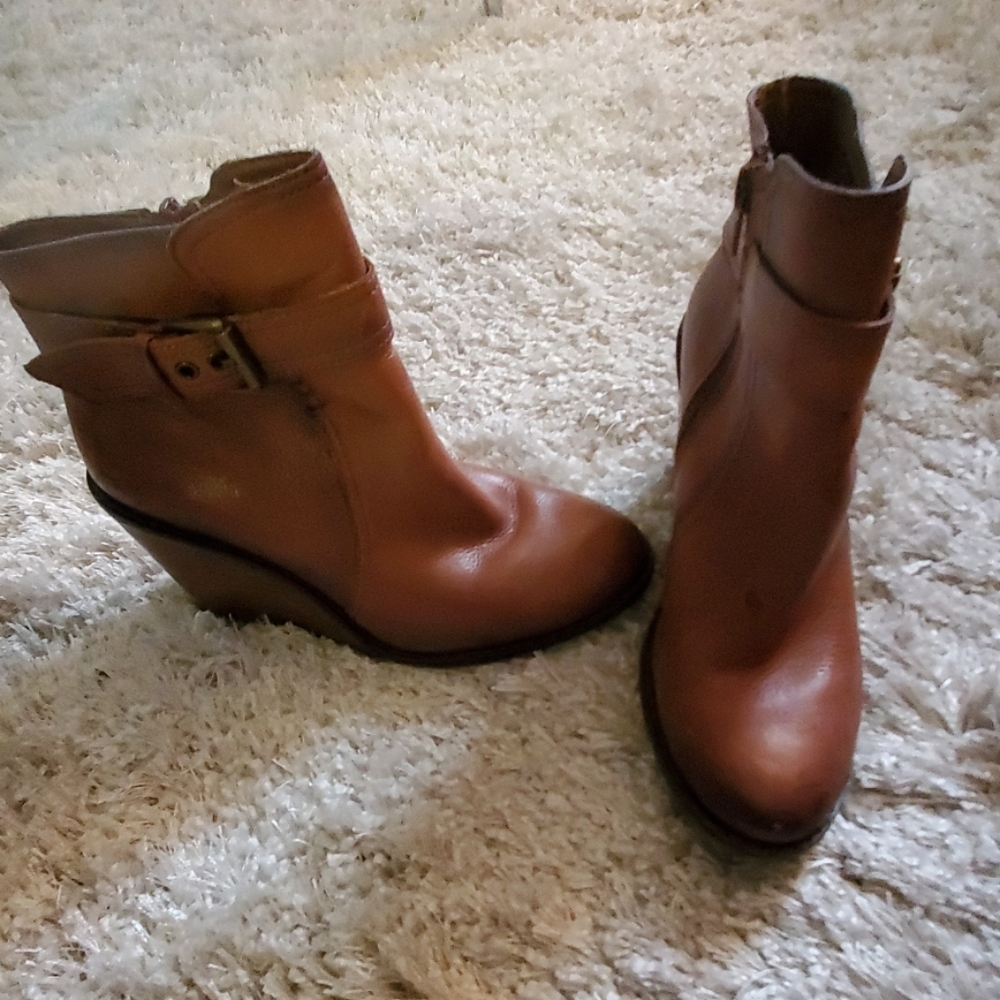 Arturo Chiang Brown Ankle Boots